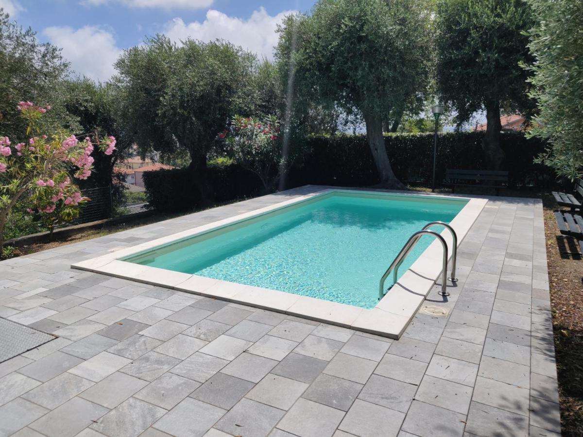 Appartamento Residenza Il Poggio San Bartolomeo Al Mare Esterno foto