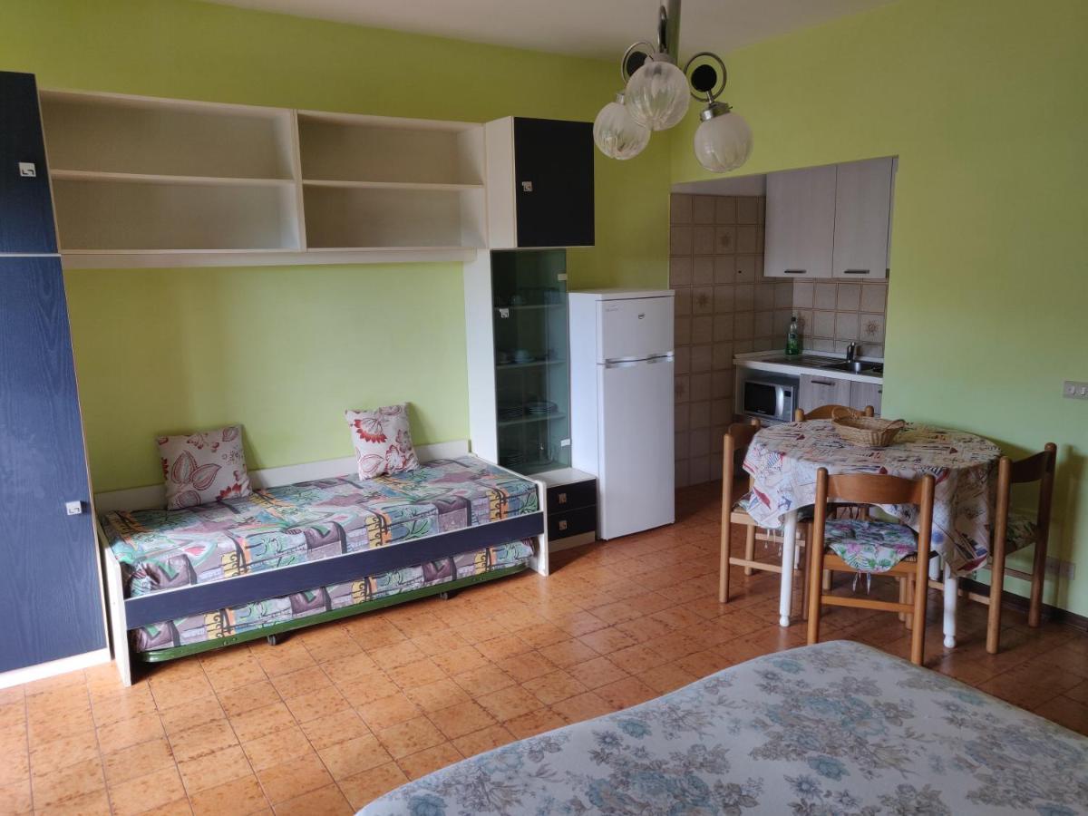 Appartamento Residenza Il Poggio San Bartolomeo Al Mare Esterno foto