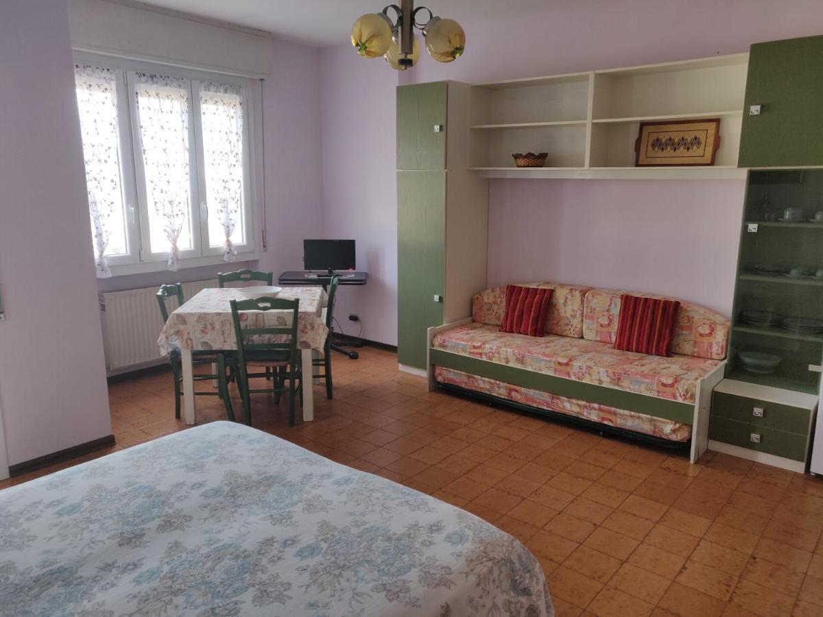 Appartamento Residenza Il Poggio San Bartolomeo Al Mare Esterno foto