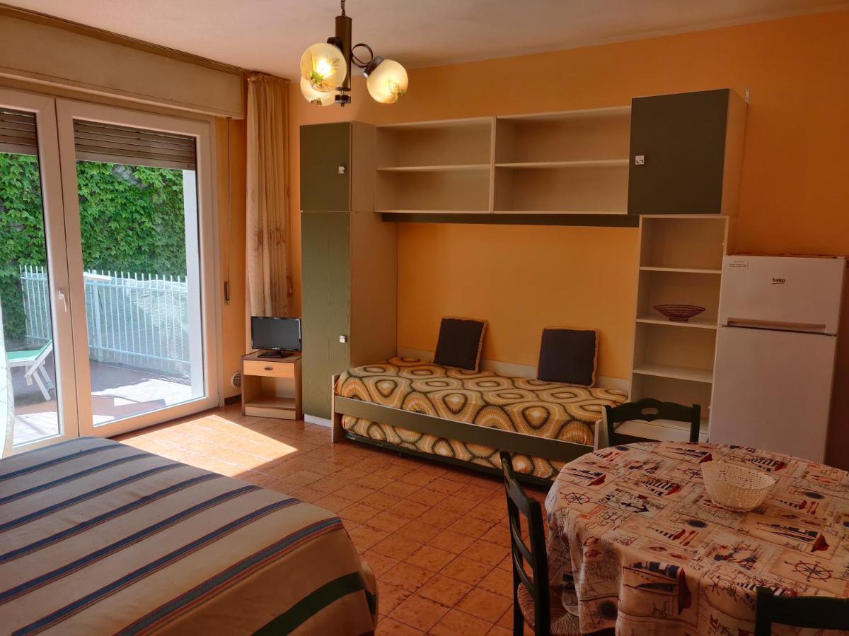 Appartamento Residenza Il Poggio San Bartolomeo Al Mare Esterno foto